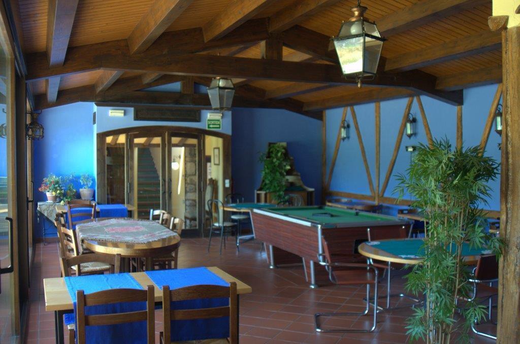 Hostal De La Rovira Oix Exterior foto
