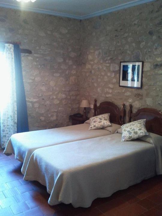 Hostal De La Rovira Oix Zimmer foto